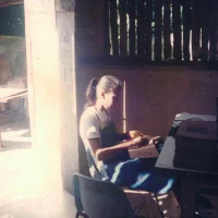 Oficina de papel em Regência